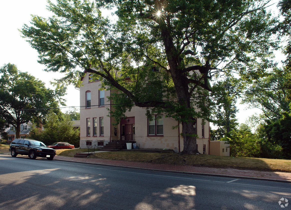 Foto del edificio - 158 S Prospect St