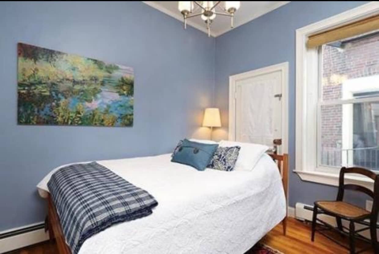 Building Photo - 127 Pinckney St