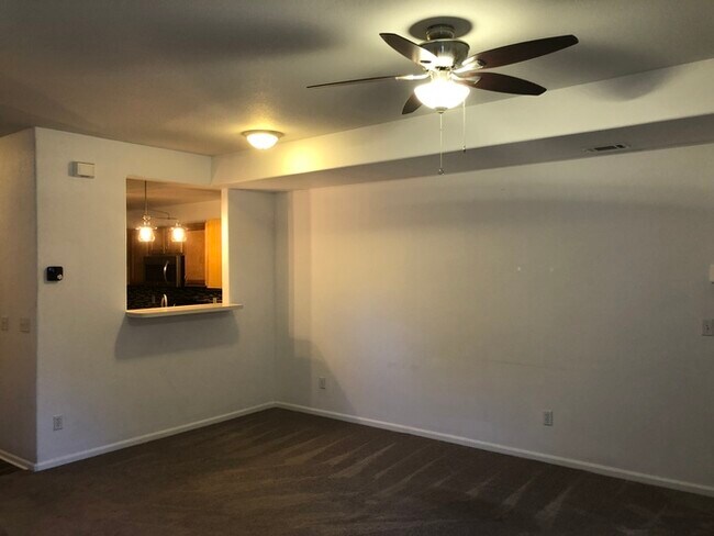 Foto del edificio - 838 S Kalispell Cir