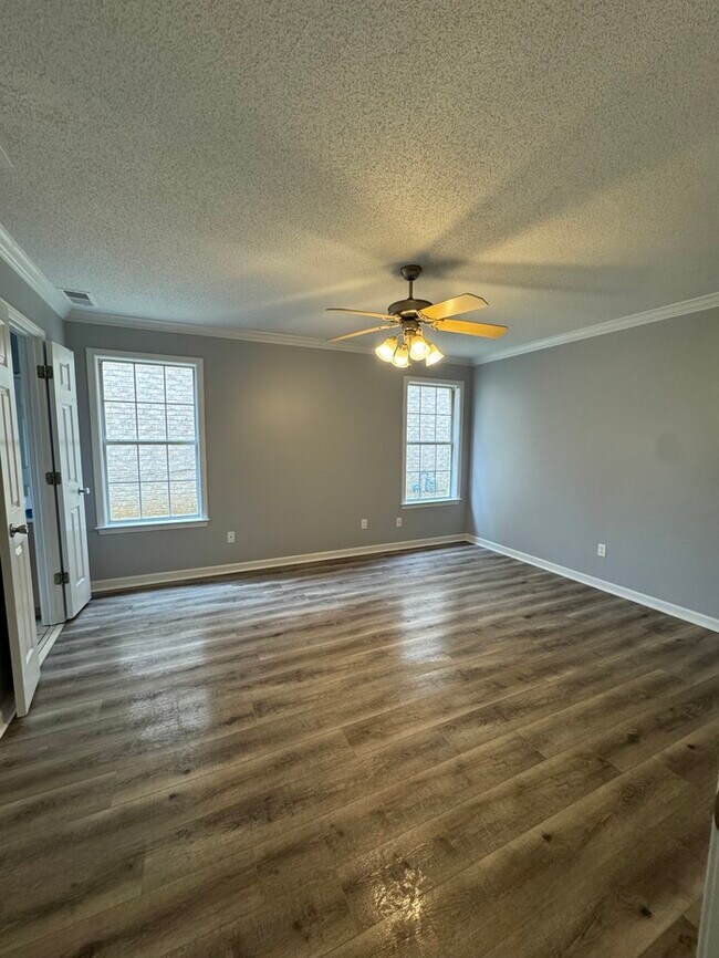 Building Photo - 7857 Windy Willow Rd