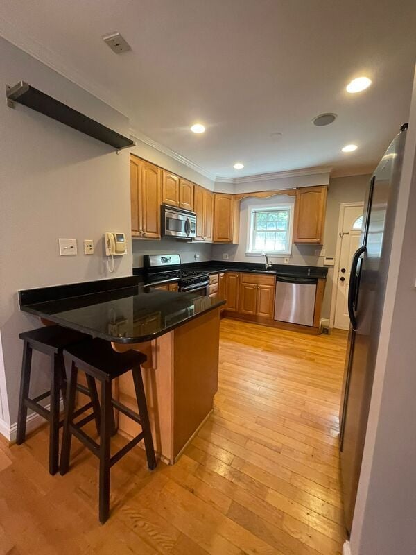 Building Photo - 111 N Rose St