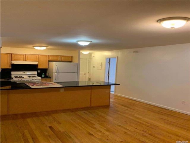 Foto del edificio - 114-44 Taipei Ct