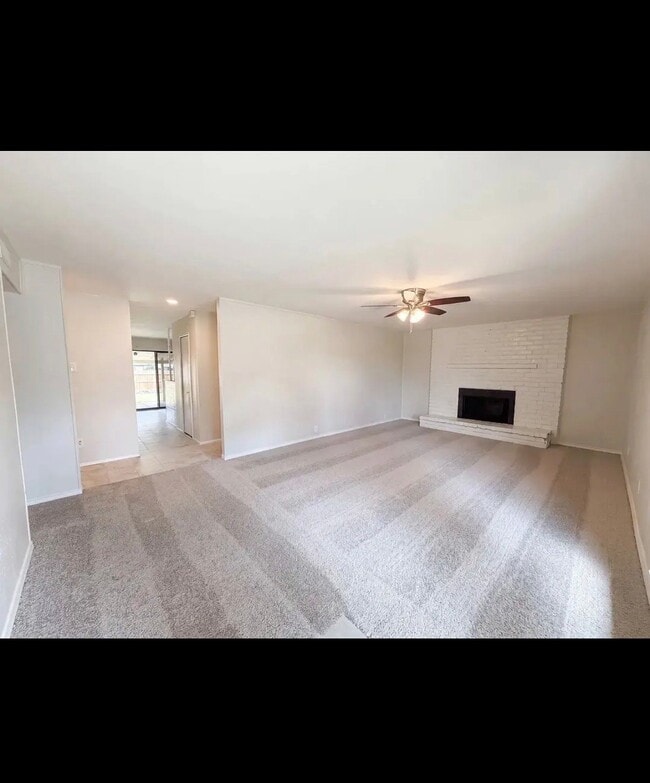 Building Photo - 1102 Hillwood Dr