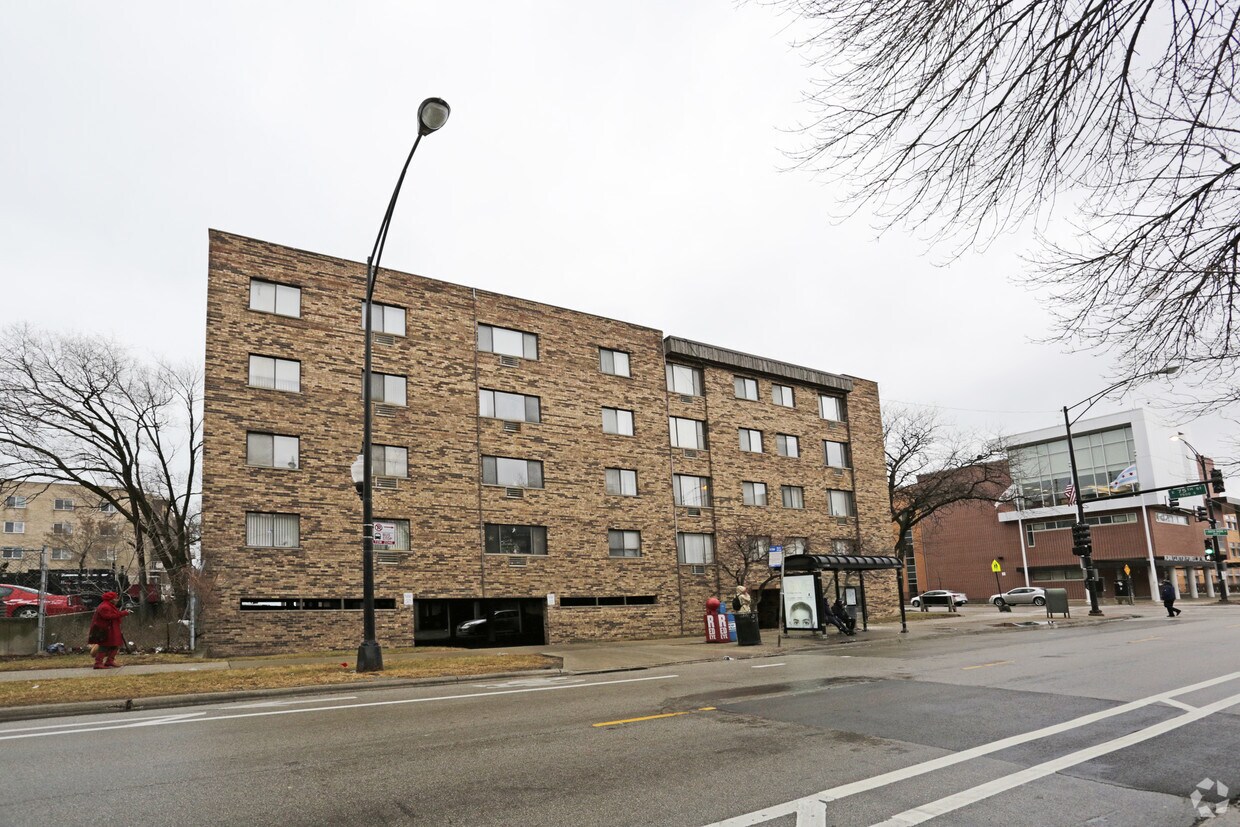 Building Photo - Devonshire Apartments