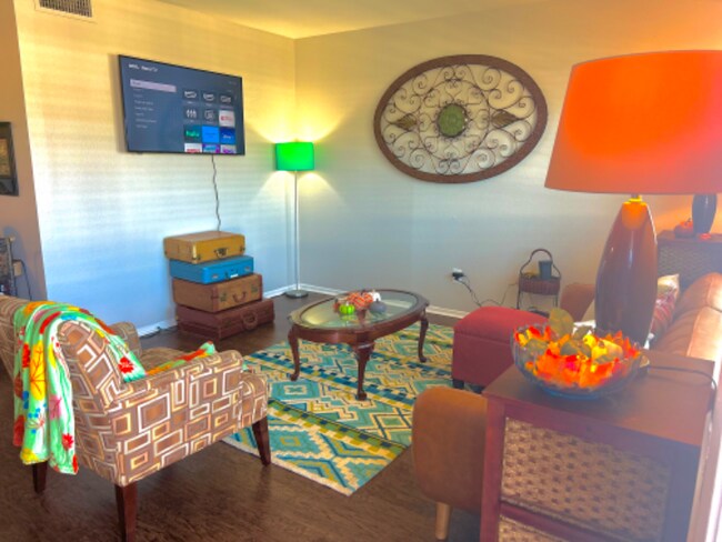 Foto del edificio - 2200 W Lowden St