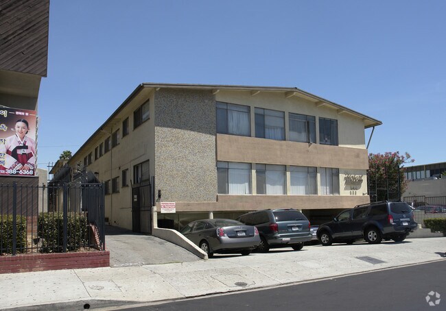 Foto del edificio - 256 S Hobart Blvd