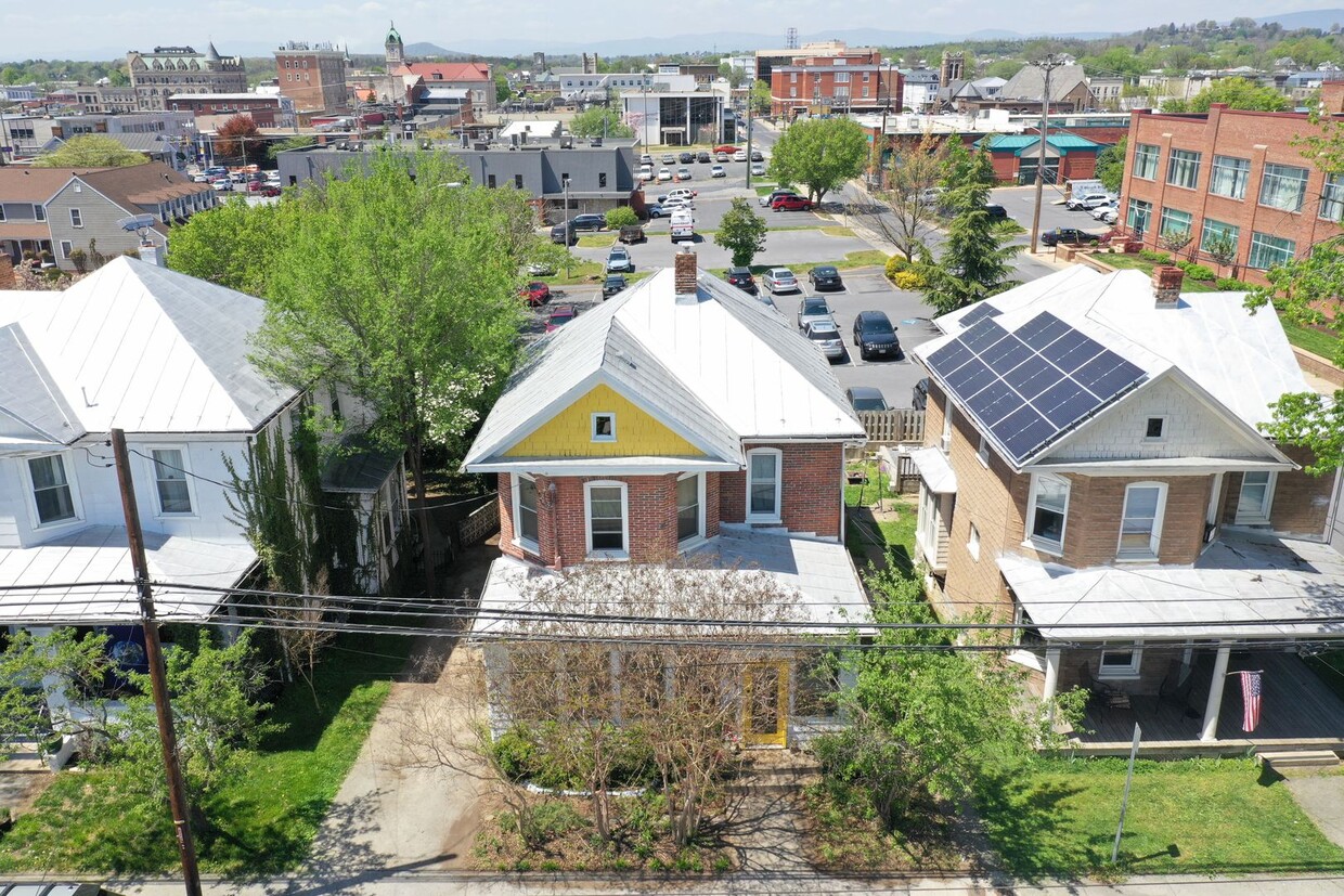 Primary Photo - 81 Broad St