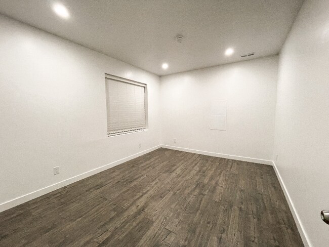 Foto del edificio - 7000 W 6200 S