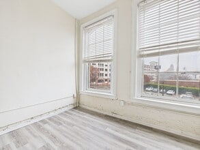 Interior Photo - Flats at 14th