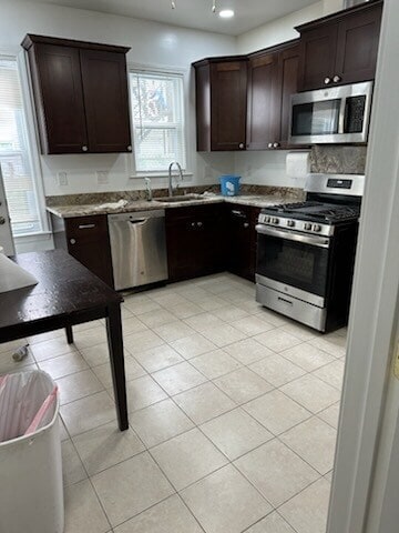 Primary Photo - 48 7th St