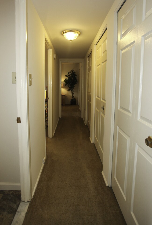 Foto del edificio - Parkside Gardens Apartments and Townhouses