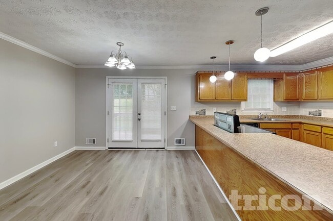 Building Photo - 9159 Tara Dr SW