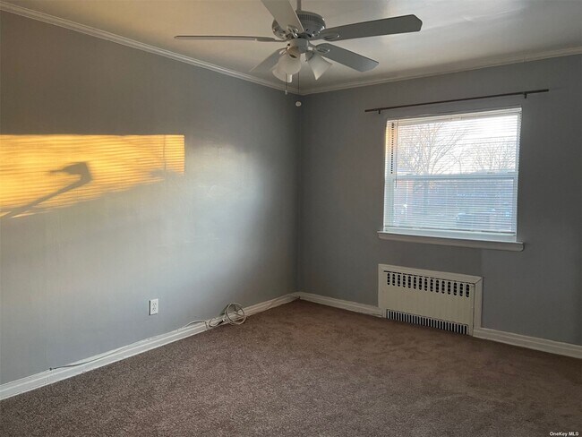 Building Photo - 87-04 Marengo St