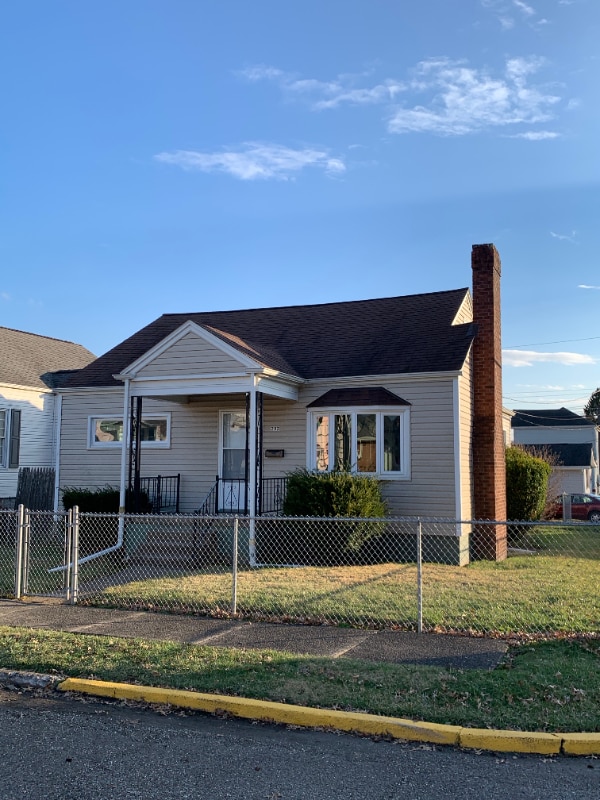 Building Photo - 282 W 42nd St