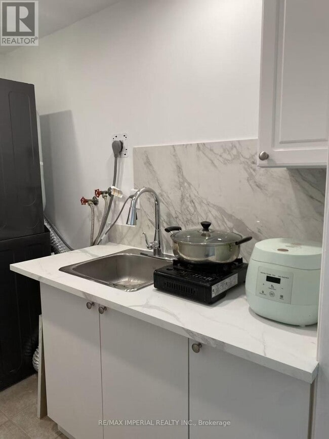 Photo du bâtiment - 34 Corvus Starway