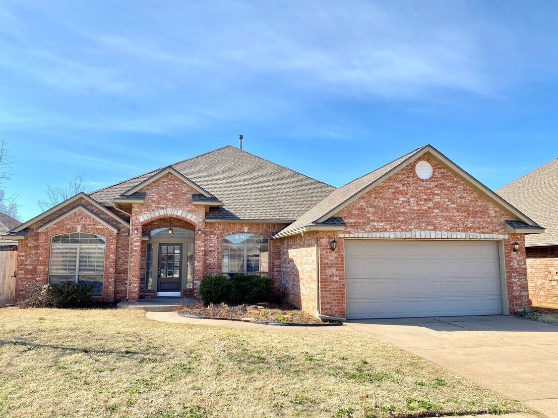 Beautifully Remodeled 3 bed, 2.5 bath Home... House Rental in