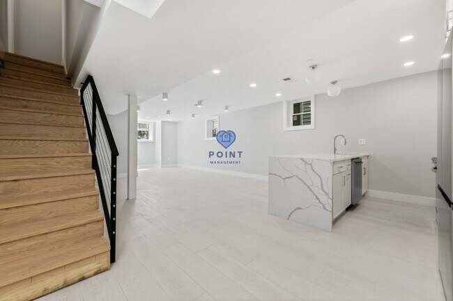 Foto del edificio - 228 Princeton St