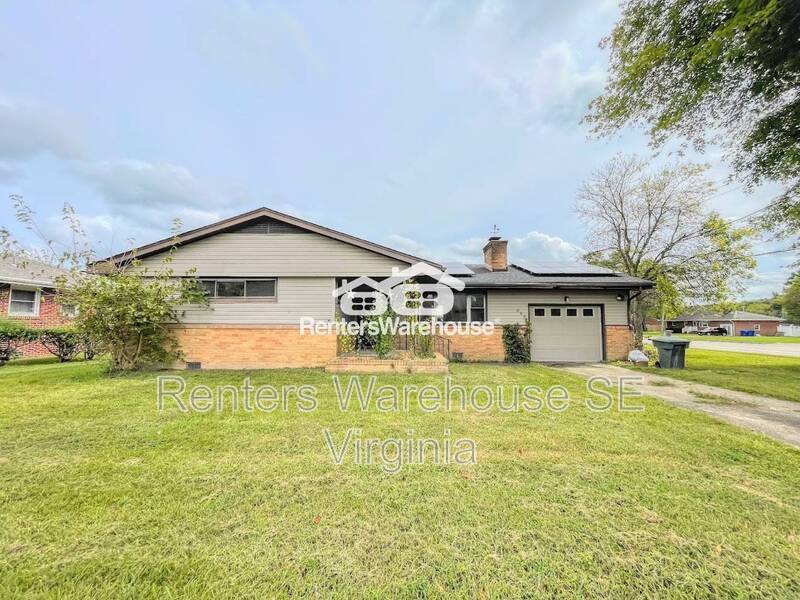 Primary Photo - 800 Catalina Dr