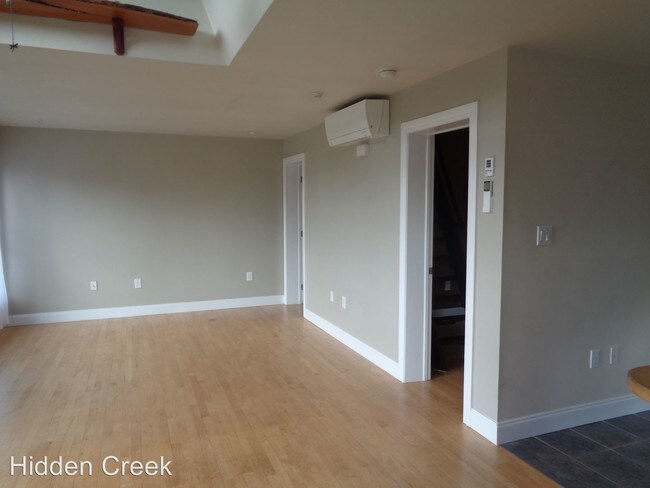 Foto del edificio - 3 br, 2 bath Apartment - 125 Sun Haven Lane