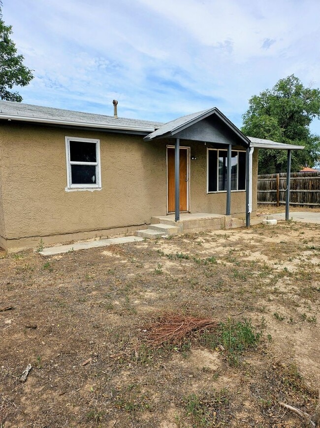 Building Photo - ALL PROSPECTIVE TENANTS MUST SUBMIT A $58 ...