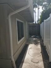 Building Photo - 341 Hualani St