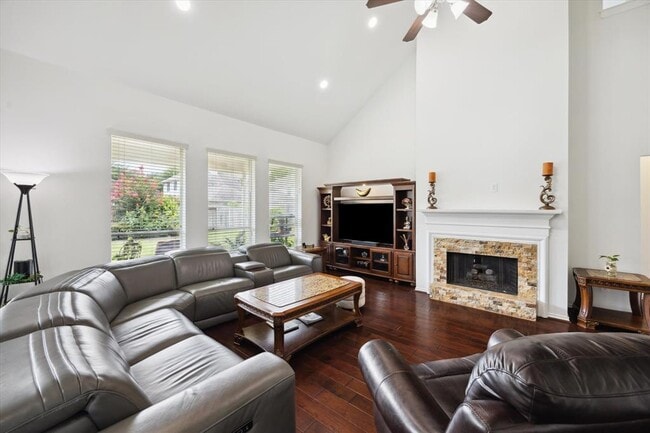 Building Photo - 5102 Peabody Hill Ln