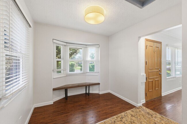 Foto del edificio - 8611 S 5th Ave