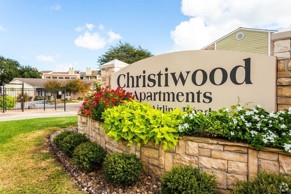 Christiwood Apartments in Corpus Christi, TX