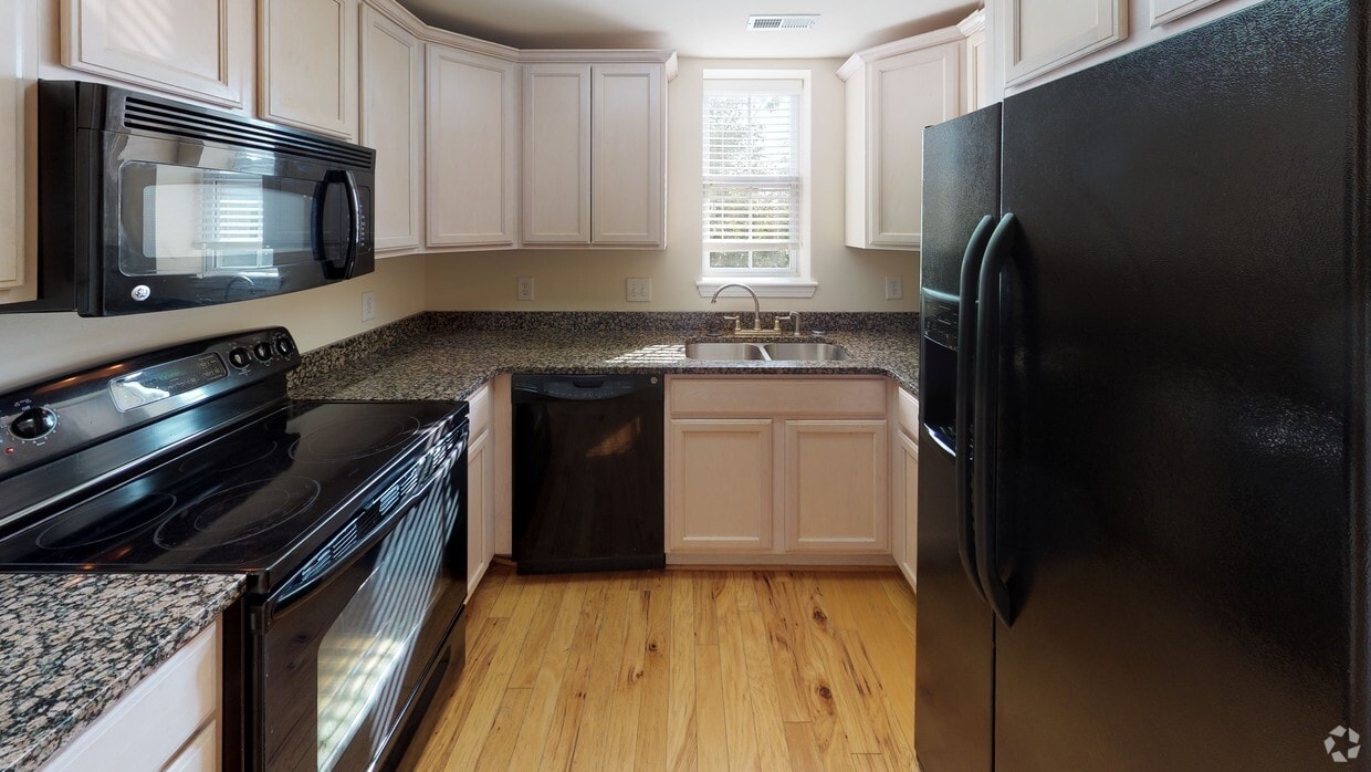 Photo - The Villages at Town Creek Apartments