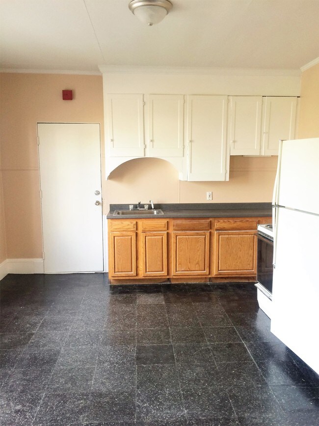 Foto del edificio - 193 Bartlett St