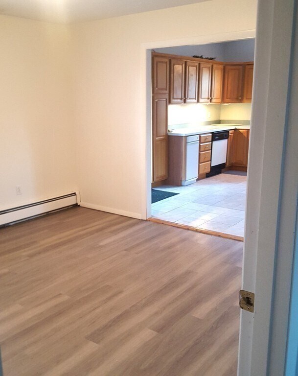 Building Photo - 150 Cullinane Dr