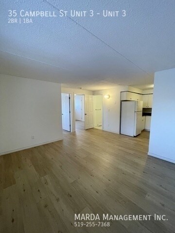Photo du bâtiment - RENOVATED 2 BED/1 BATH APT IN CHATHAM + HYDRO!!