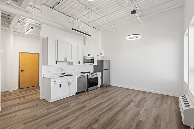 Interior Photo - Viewpoint 41 Lofts