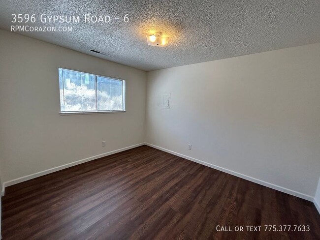 Building Photo - 3596 Gypsum Rd