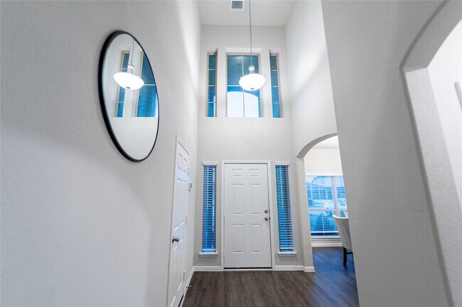 Foto del edificio - 13416 Silver Egret Ln