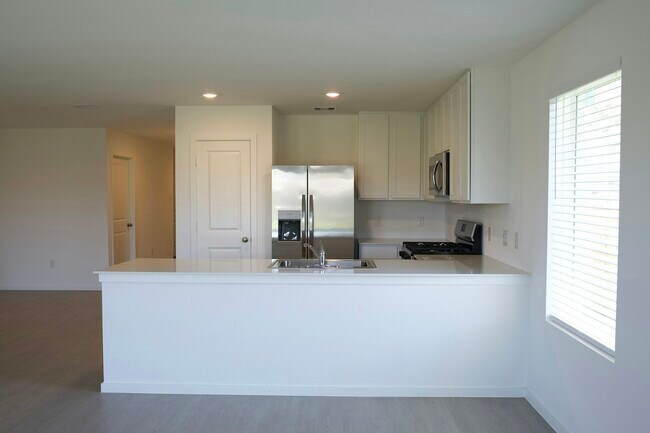Building Photo - 26614 Pampas Grass Ln