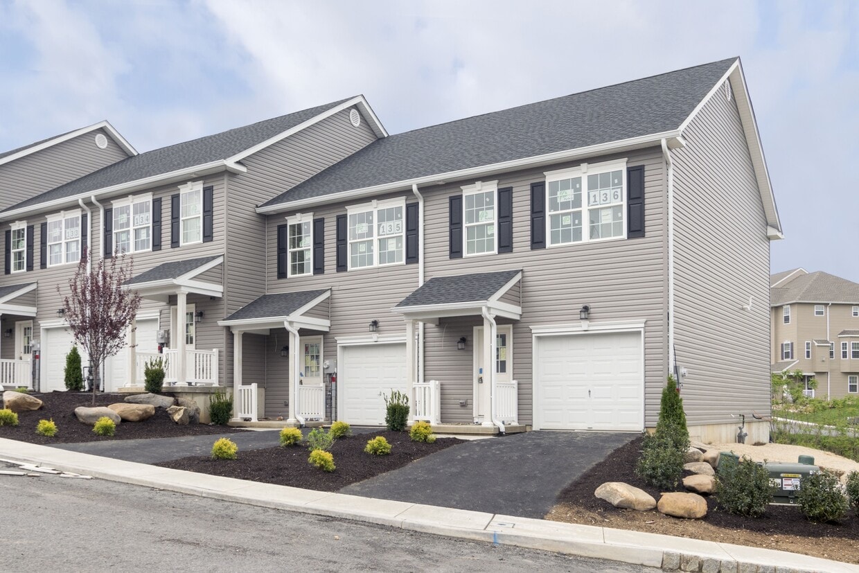 Foto principal - 2081 Arey Ln