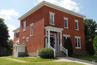 Building Photo - 208 Grand Ave