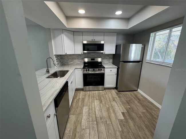 Building Photo - 3602 S Beneva Rd