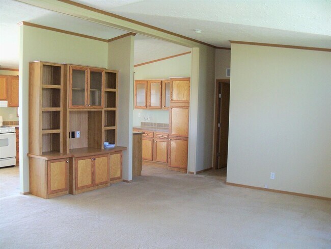 Building Photo - 8311 Shepherd Rd