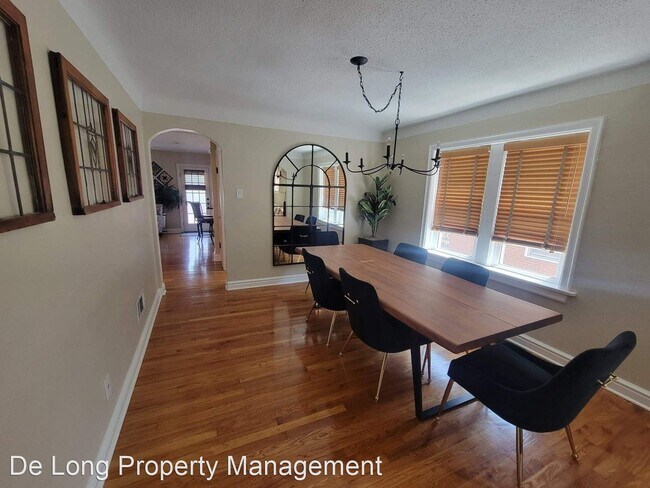 Foto del edificio - 3 br, 2 bath House - 1108 Edward Terrace