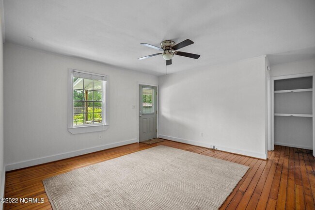 Building Photo - 6038 Wrightsville Ave