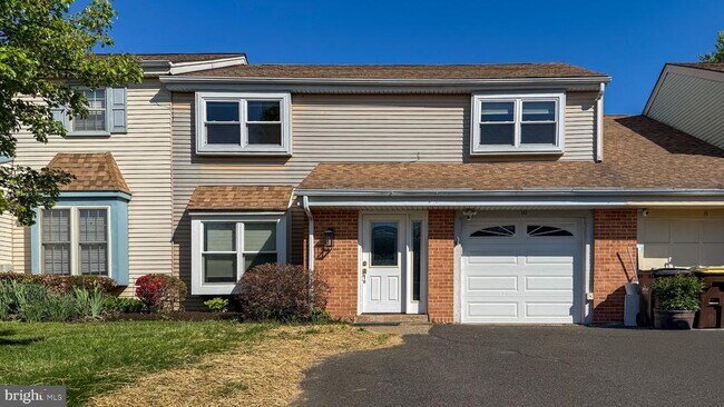 Foto del edificio - 10 Cedarbrook Dr