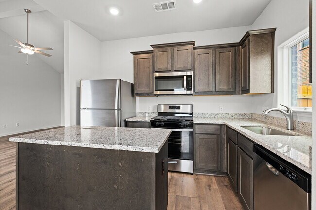 Foto del edificio - 304 Patton Ln