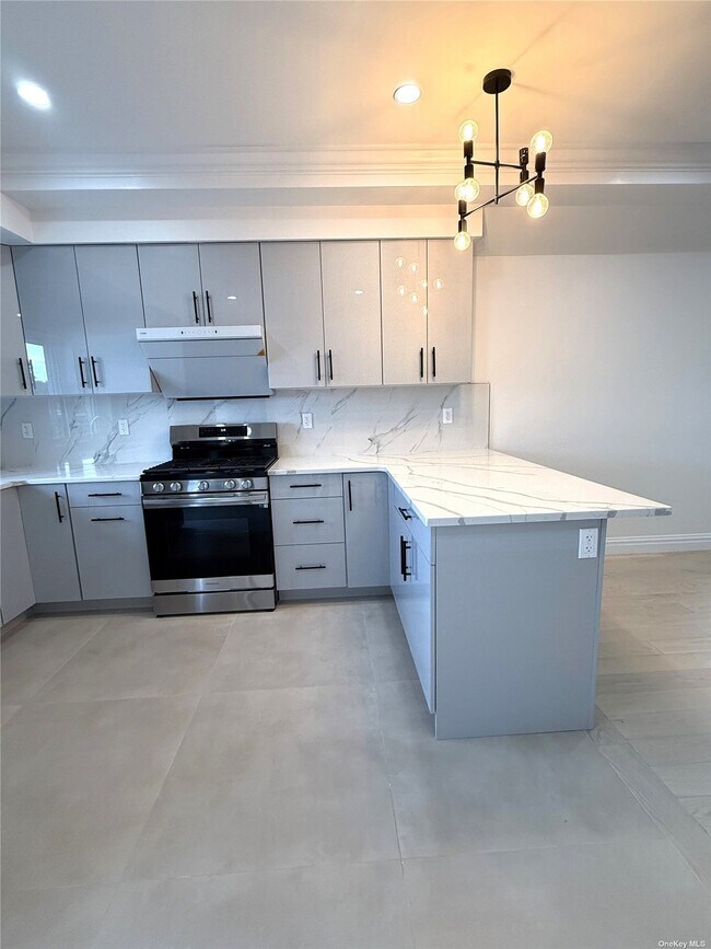 Foto del edificio - 64-42 229th St