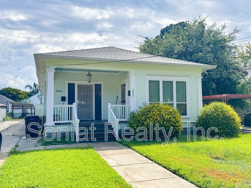 Foto principal - 2626 Jasmine St