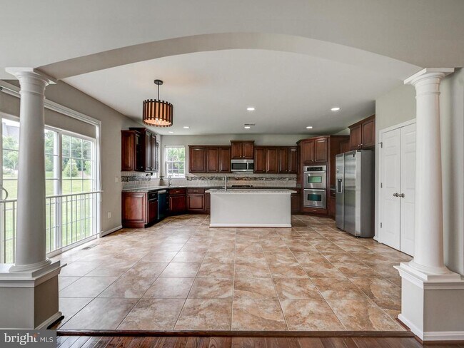 Foto del edificio - 2311 Whitley Rd