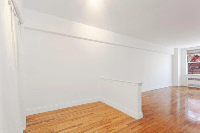 Foto del edificio - Renovated 1Bedroom 1Bathroom available
