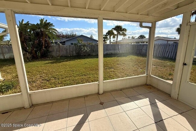 Foto del edificio - 544 Biscayne Dr