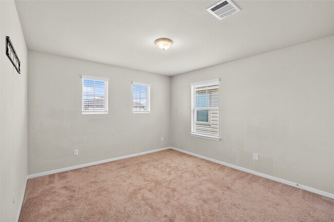 Foto del edificio - 13427 Hawick Terrace Ln